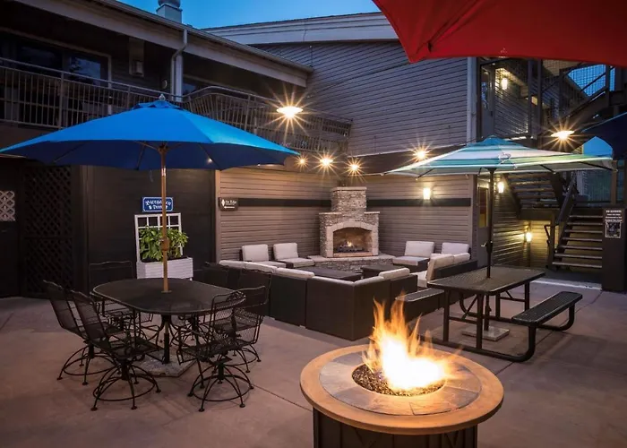 Timberline Condominiums 1 Bedroom Plus Loft Deluxe Unit C3B